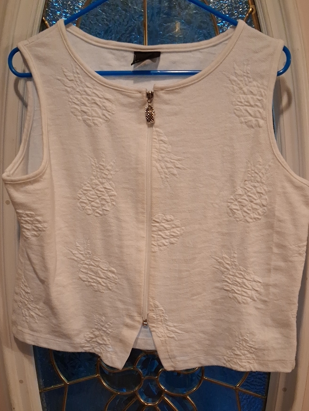 Dotti White Sleeveless Knit Tank with Pineapple Zip Detail